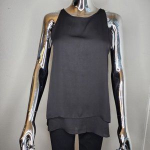 𝅺mercer and Maddison black blouse size small